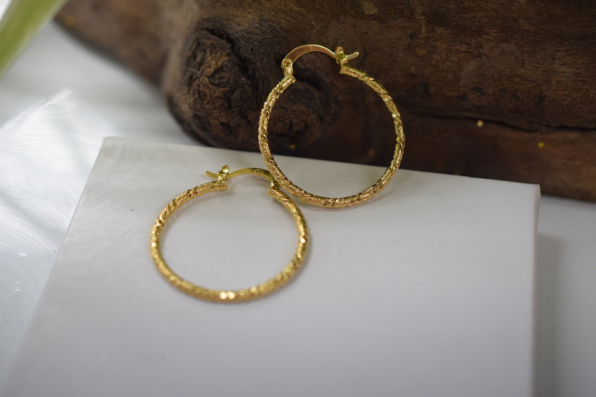Diamond Cut  Hoop Earring Gold Filled EP 18Kt Jewelry Making 30mm Earring For Every Body 2mm thickness Diamond Cut Earring...