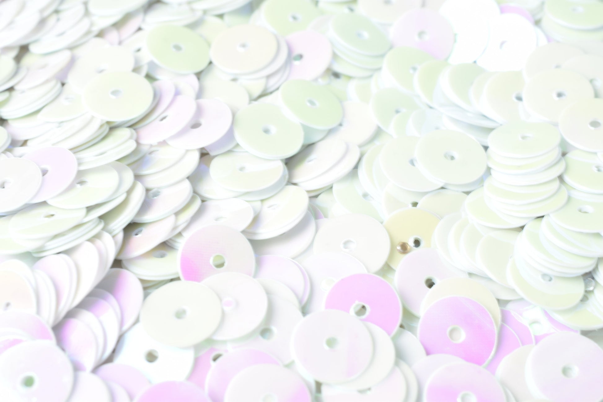 3/4/6mm white iridescent flat sequins sparkle round sequins/loose paillettes, wholesale sequins multi color, sequin appare...