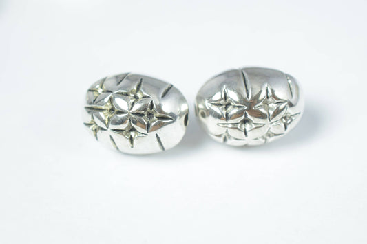 16x22mm Oval  Silver Plastic Resin Textured, 2mm hole size Beads/Plastic Beading Tools/Resin/Beads/Macrame Beads/Oval Bead...