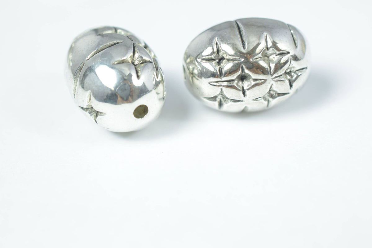 16x22mm Oval  Silver Plastic Resin Textured, 2mm hole size Beads/Plastic Beading Tools/Resin/Beads/Macrame Beads/Oval Bead...