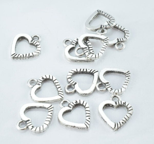 12x14mm Ribbed Antique Silver Heart Pendant Charm, 20pcs/PK, Bail opening:2mm, 2mm Pendant thickness jewelry making suppli...