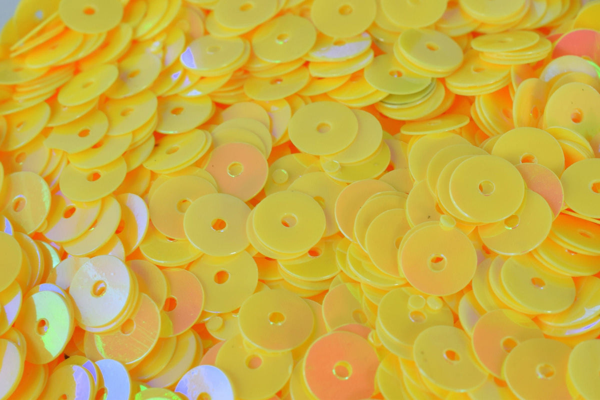 Flat Round Sequins Craft Supplies: Butter Yellow Iridescent Sheen, Multi-Size (3mm-6mm, Center Hole, 2000pcs)