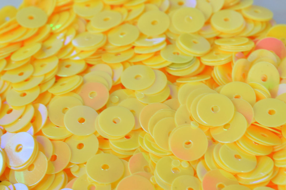 Flat Round Sequins Craft Supplies: Butter Yellow Iridescent Sheen, Multi-Size (3mm-6mm, Center Hole, 2000pcs)