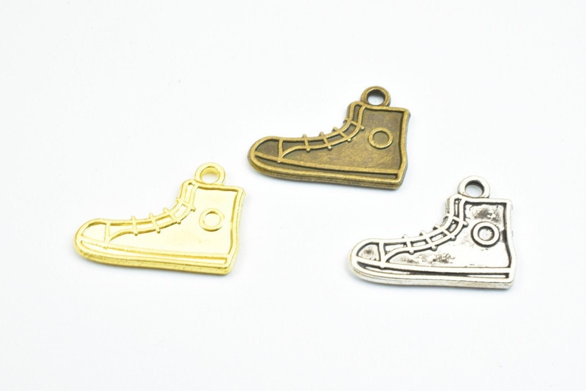 10PCs Running Sport Shoe Sneaker Alloy Charm Antique Silver Beads Size 15x19.5mm JumpRing Size 1.5mm Decorative Design Bea...
