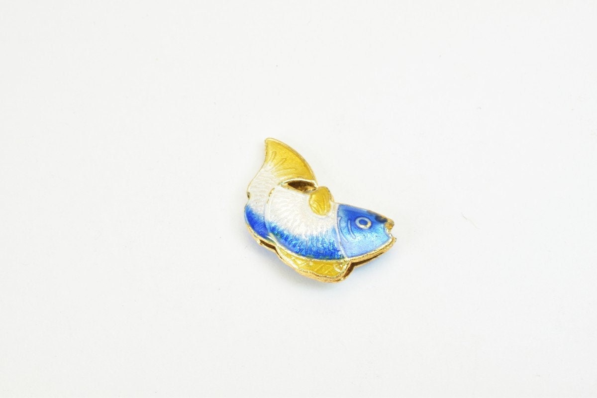 3 PCs Fish Cloisonne Pendant Beads Size 21x13mm Thickness 5mm Hole Size 1mm Enamel Design Sweater Chain Charm For Jewelry...