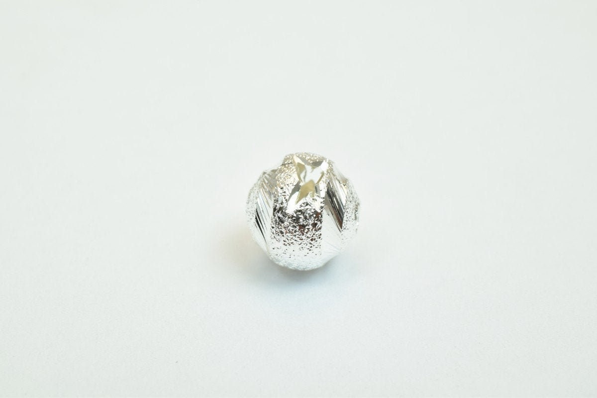 100 PCs Silver Plated Carved Round Beads 8mm Diamond Cut jewelry making supplies - detail image 6