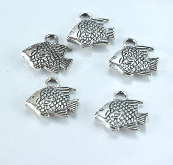 12x12mm Antique Silver Fish Pendant Charms , 18pcs/PK, 3mm thickness, 16.4grams/pk, 2mm hole opening jewelry making suppli...