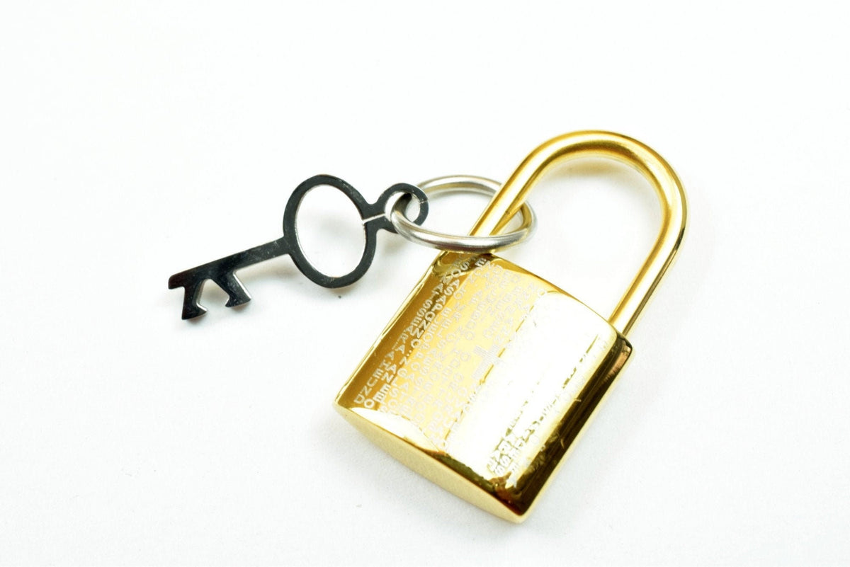 18K Gold Filled Locket Stainless Steel Pendant With a Lock Key With Jesus Prayer in Spanish White Gold Filled Charm For Je...