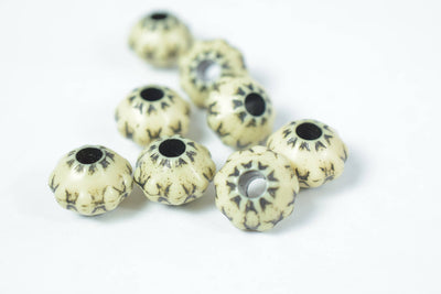 13mm Saucer Acrylic Beads Etched Rondelles Beads /Vintage Style Spacer Beads/Black/ Ivory/ Faceted Edges/Vintage Beads, Wh...