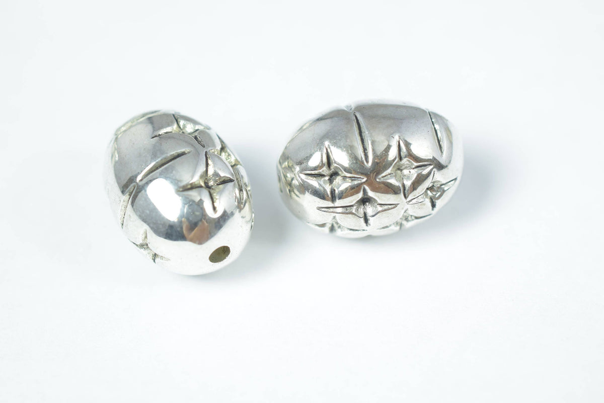 16x22mm Oval  Silver Plastic Resin Textured, 2mm hole size Beads/Plastic Beading Tools/Resin/Beads/Macrame Beads/Oval Bead...