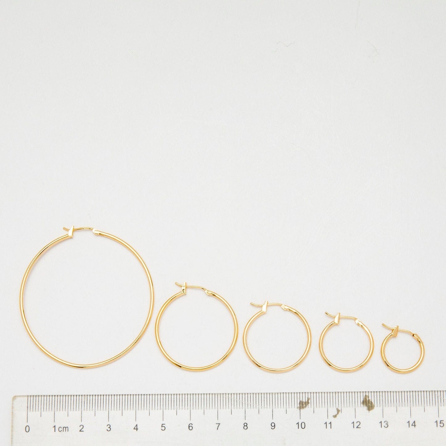 EP Hoop Earrings Multi-Size: Elegant Gold-Filled Alternative - Secure Lock, Hypoallergenic, Durable, Water Resistant