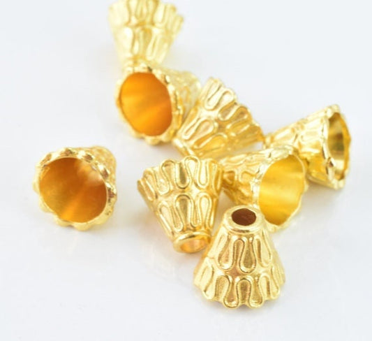 10x10mm Funnel Gold Plated Alloy Beads: Textured Metallic Finish, 20pcs Pack | 2mm Thickness, Jewelry Making Supplies