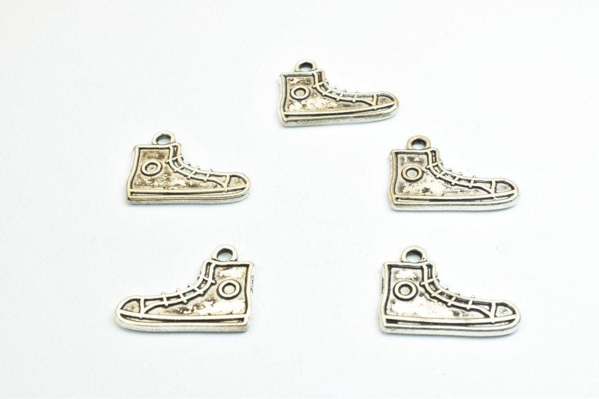 10PCs Running Sport Shoe Sneaker Alloy Charm Antique Silver Beads Size 15x19.5mm JumpRing Size 1.5mm Decorative Design Bea...