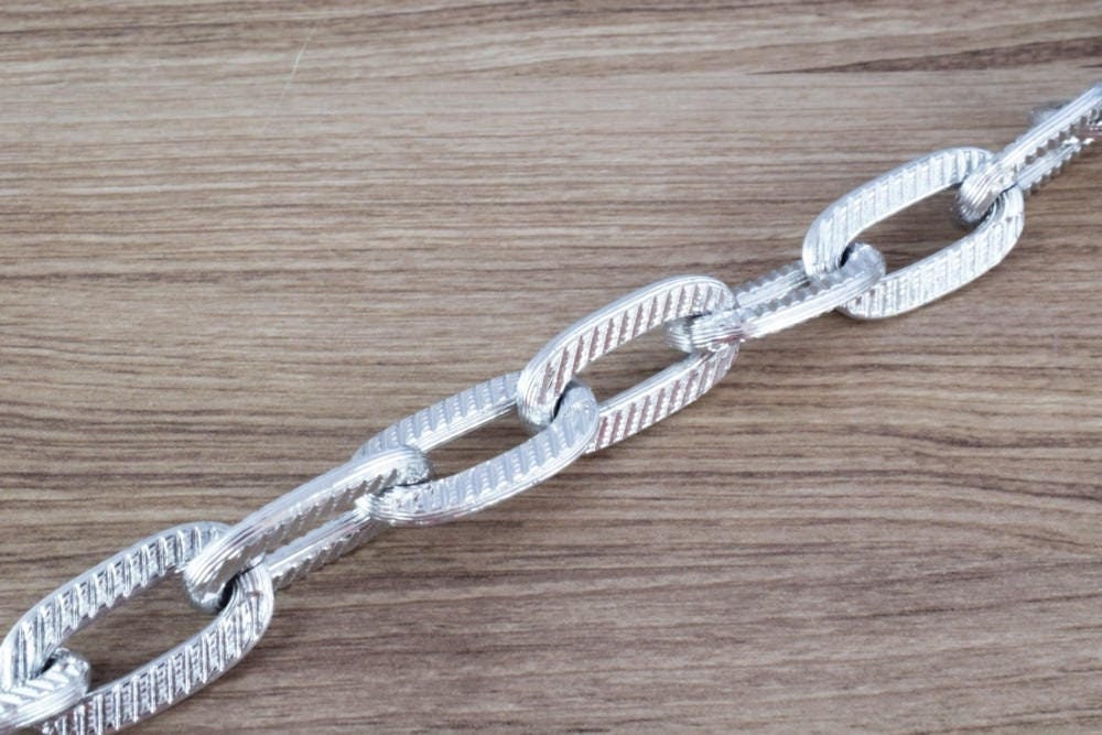 31x17mm Anodized Aluminum Chain, Silver Open Link for Handmade bracelet, Necklace or Jewelry Accessories. 1 Yard (3 Feets)...