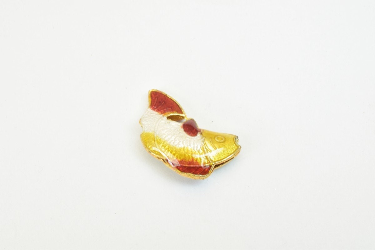 3 PCs Fish Cloisonne Pendant Beads Size 21x13mm Thickness 5mm Hole Size 1mm Enamel Design Sweater Chain Charm For Jewelry...