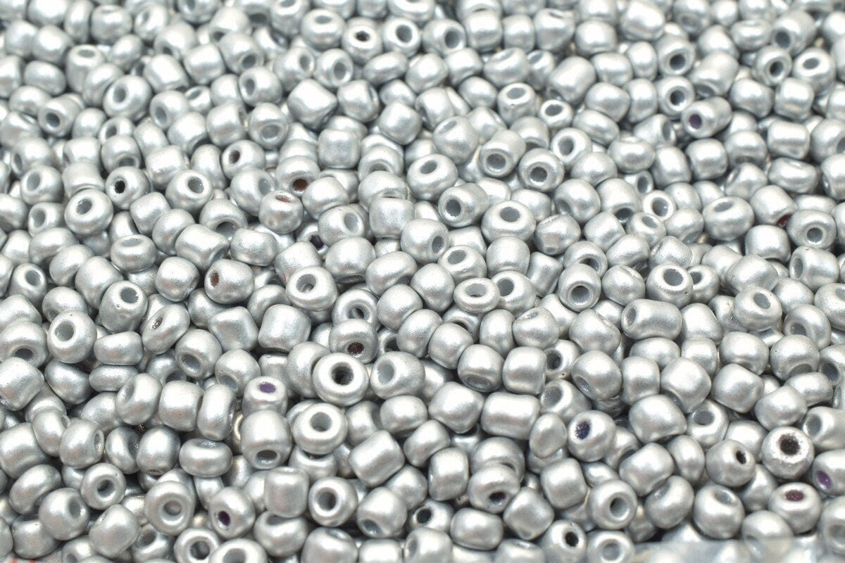 Silver Glass Seed Beads Sizes 8/0 & 6/0: Bulk Jewelry Craft Supply, Mixed Tiny Round Beads (1 Pound, Loose Glass)