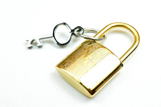18K Gold Filled Locket Stainless Steel Pendant With a Lock Key With Jesus Prayer in Spanish White Gold Filled Charm For Je...