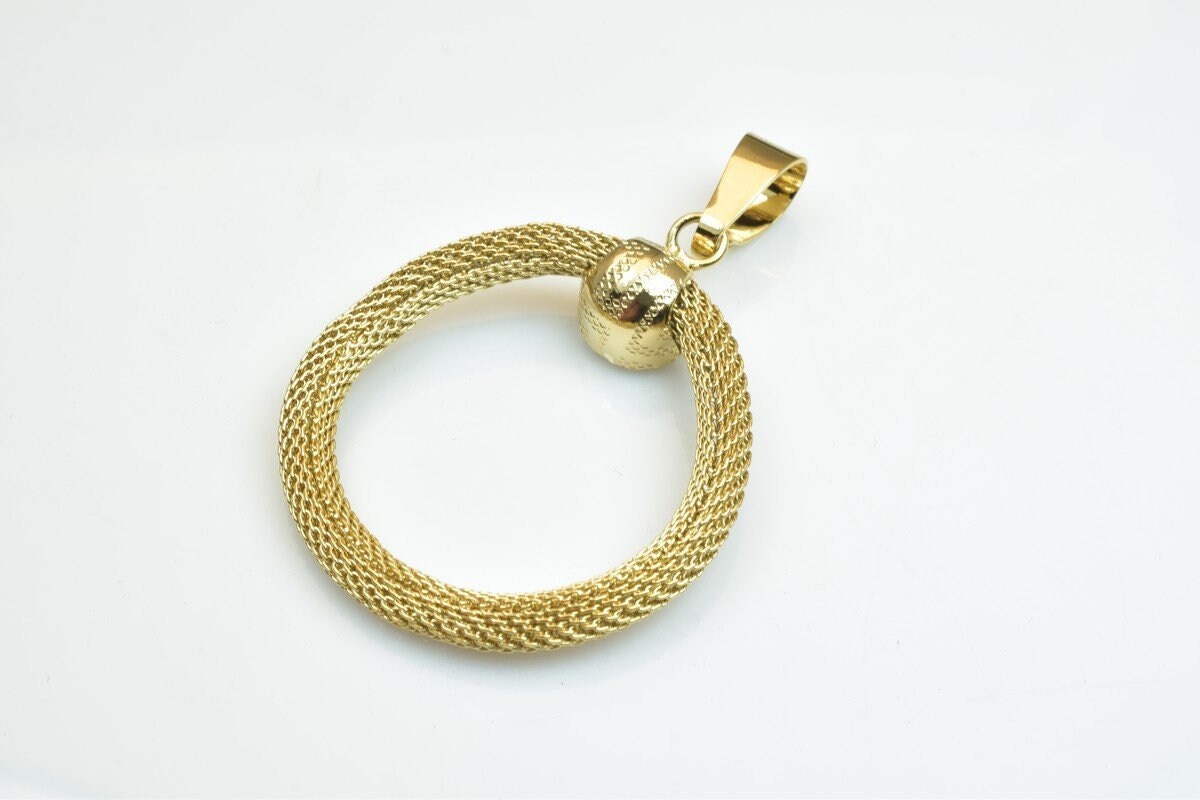 18K Gold Filled Pendant - Round Diamond Cut Jewelry - 35mm Size, Tarnish Resistant Finish, Prayer Gift Locket