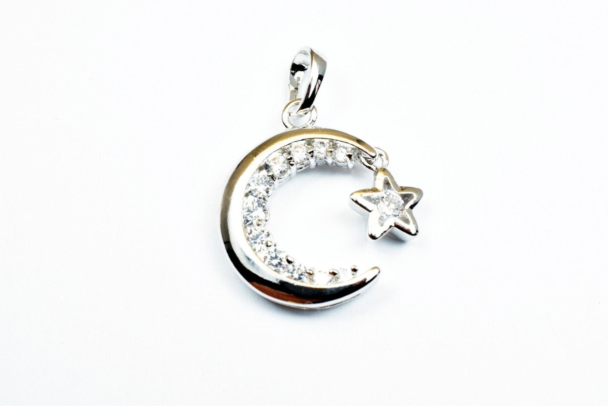 18K White Gold Filled Star Moon Pendant Charm With Cubic Zircon (CZ) Rhinestone Size 20x15mm Bling Bling Bohemian Finding...