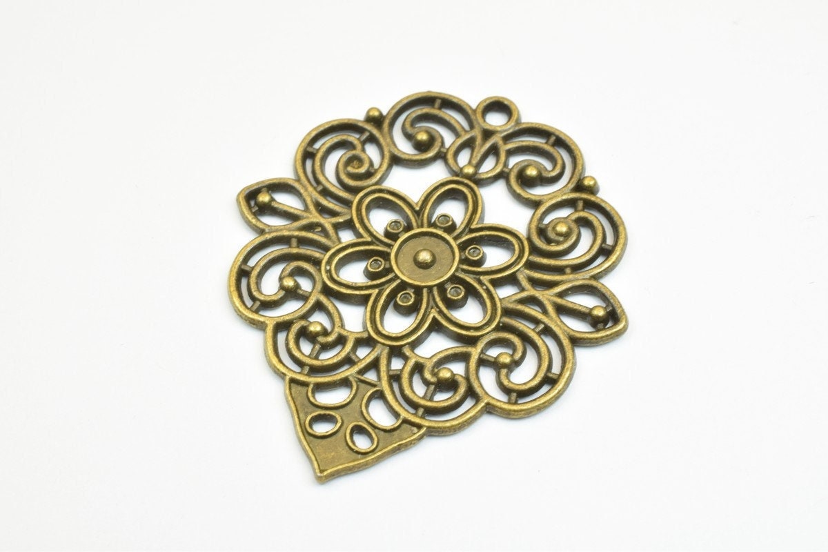 4 PCs Flower Charm Pendant Beads Antique Green Size 40x35mm Decorative Design Metal Beads 2mm JumpRing Opening for Jewelry...