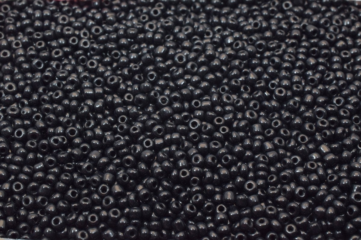 Black Glass Seed Beads Bulk: Mixed Sizes 8/0 & 6/0, Loose Round Craft Supplies (1 Pound, Approx 16,000 Pieces)
