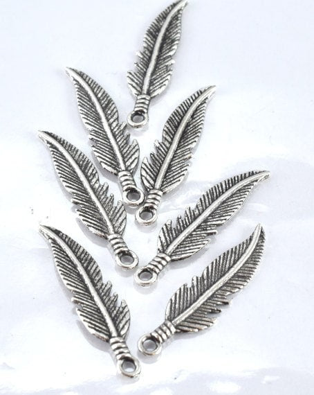 26x7mm Alloy Antique Silver Tropical Textured Leaf Pendant w/black accent detail 20pcs/PK  2mm bail opening jewelry making...