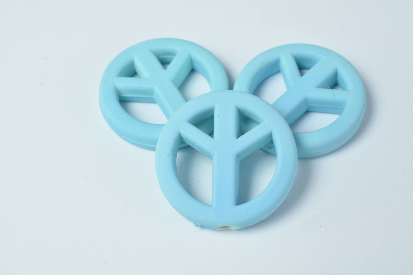 20/17mm Matte Rubberized Colorful Plastic Peace Symbol Beads,Clay Peace Beads,Acrylic Beads,Necklace beads,Rubberized Bead...