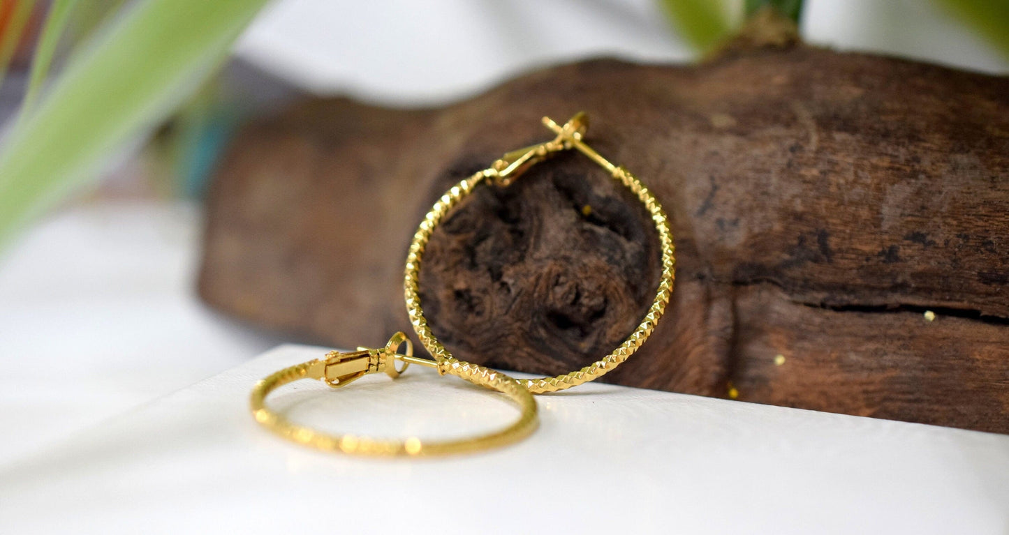 Diamond Cut  Hoop Earring Gold Filled EP 18Kt Jewelry Making 30mm Earring For Every Body 2mm thickness Diamond Cut Earring...