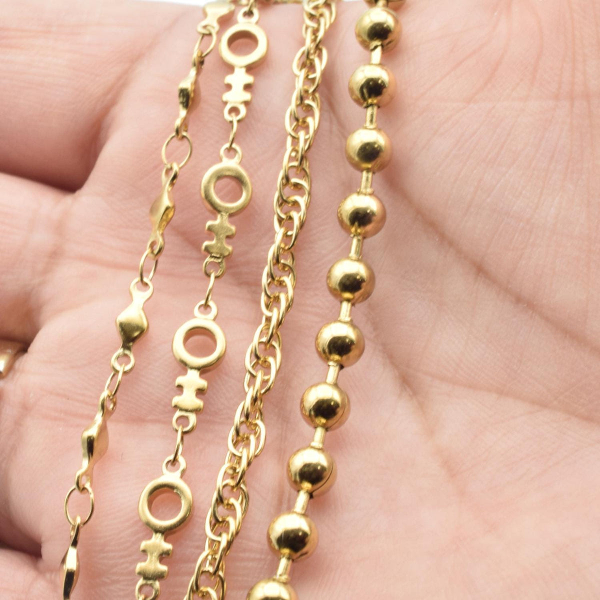Gold Stainless Steel Ball Chain Twisted, Circle Link Jewelry Chain (4mm Width, Durable Gold Finish, Sold by Yard or Roll)
