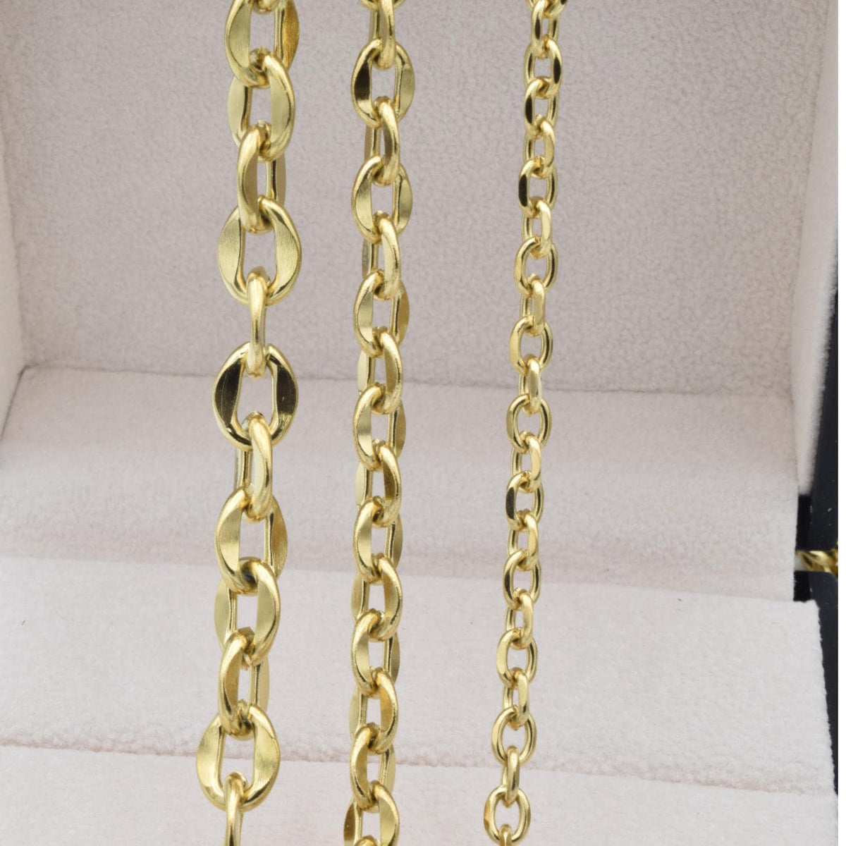 Gold Stainless Steel Oval Link Curb Chain: Luxury Gold Finish, Durable Jewelry Making Material | 4mm-8mm Widths, Sold by Yard