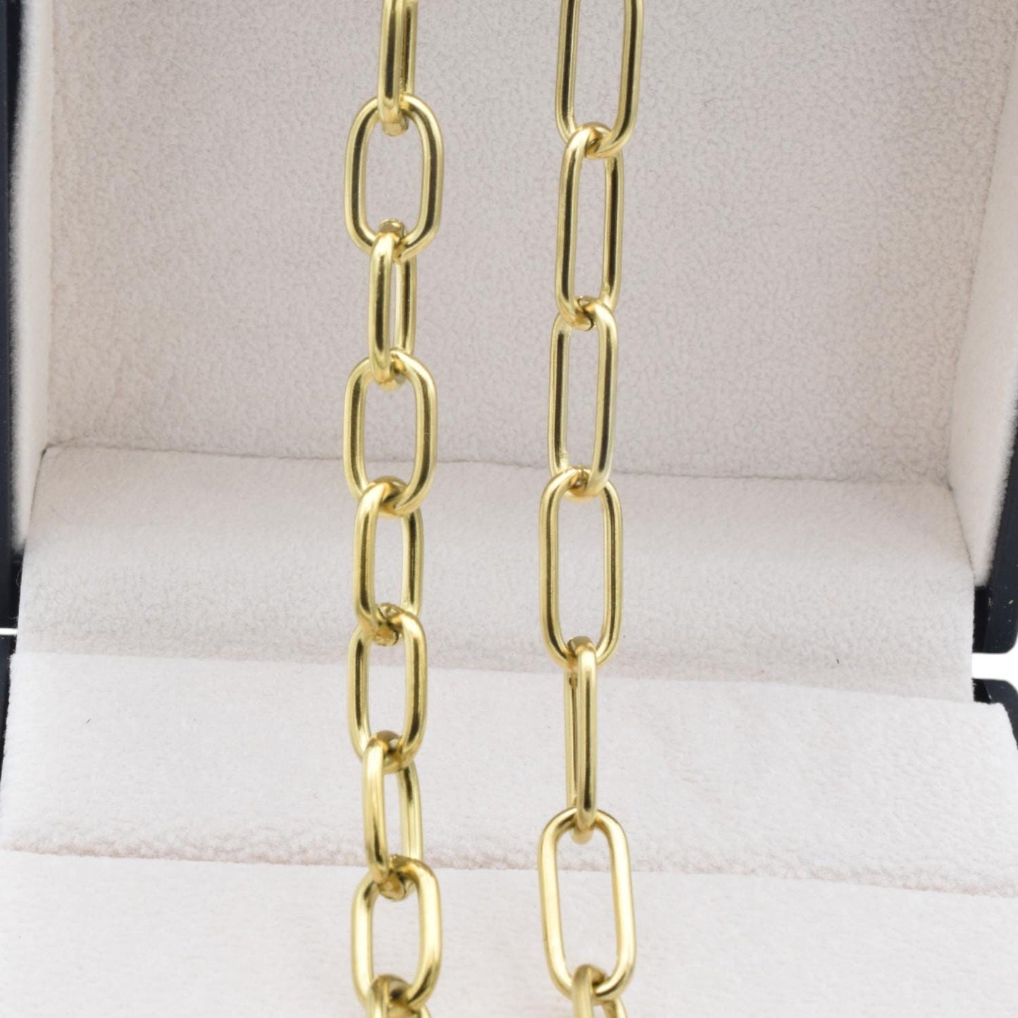 Gold Paperclip Chain Jewelry Supply, Long Rectangular Links (Stainless Steel, Shiny Gold Finish, 17x8mm Size)