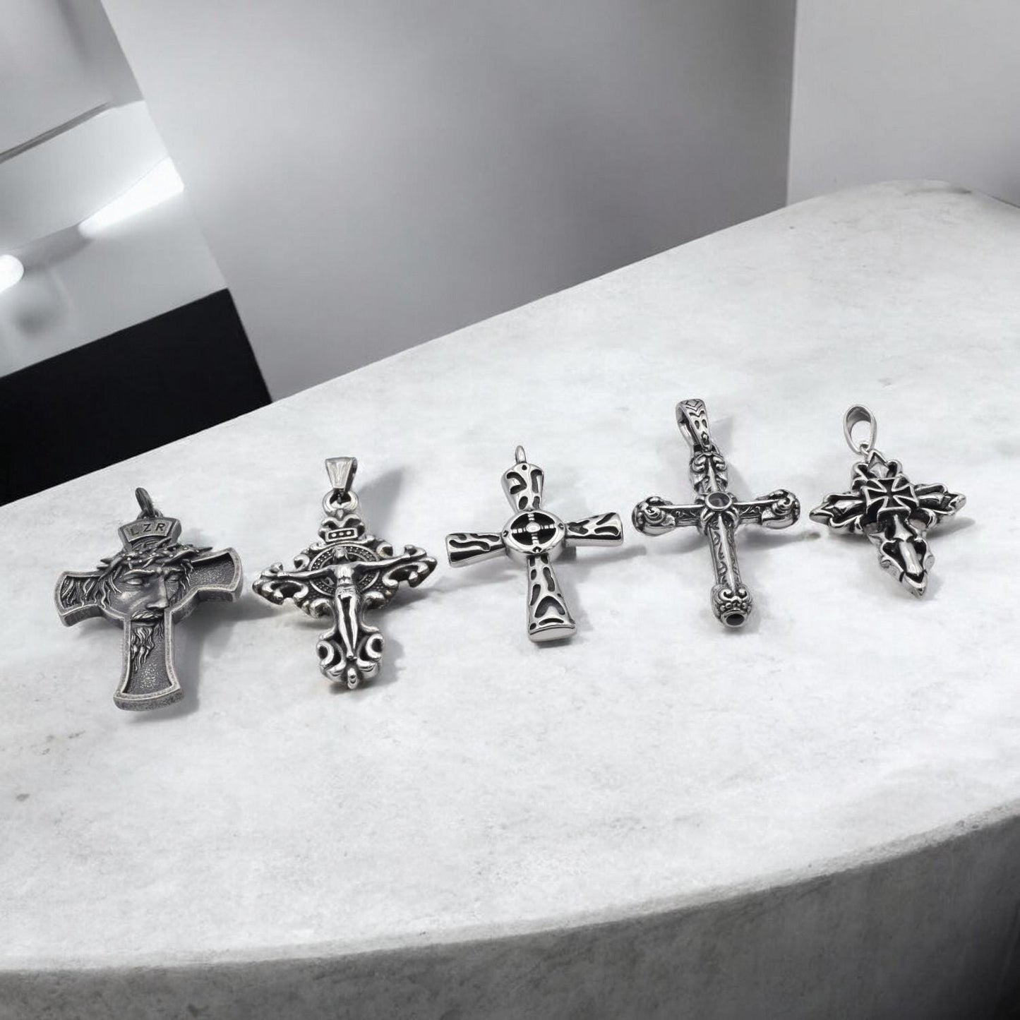 Gothic Cross Pendant: Baroque Jesus Crucifix Design - Durable Stainless Steel, Tarnish Resistant, Five Styles for Necklaces and Gifts