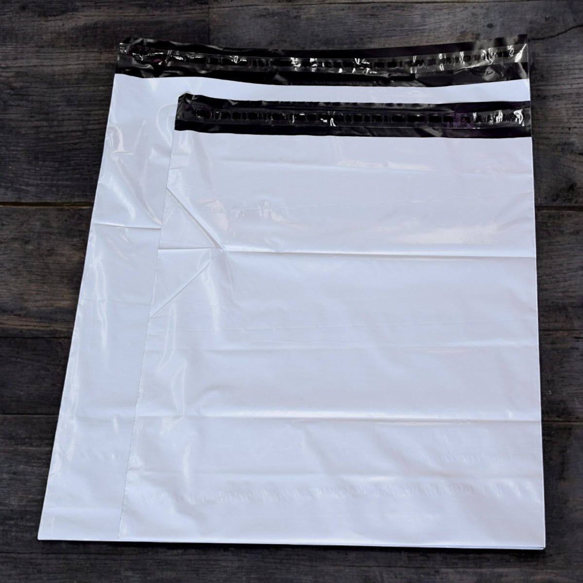 Poly Mailing Bags: Waterproof Self-Sealing Mailers - Lightweight, Tear-Resistant, Multiple Sizes for Clothing and Documents