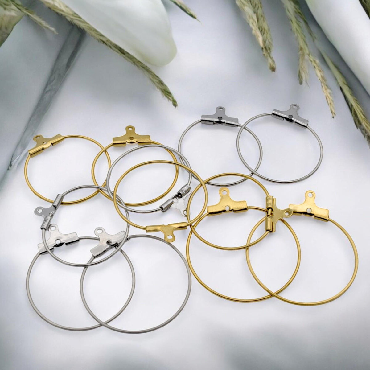 Stainless Steel and Gold Plated Clip On Wire Hoop Rings – Durable and Versatile 20mm and 25mm jewelry making supplies - de...
