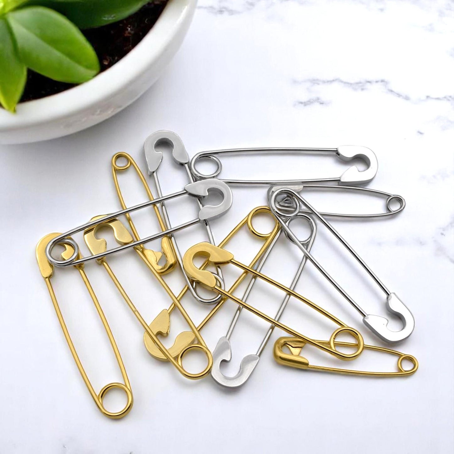Gold Plated Silver Craft And DIY Pins - Rust-Resistant Safety Pins, Durable 304 Steel, Hypoallergenic, Multi-Size Options for Crafts
