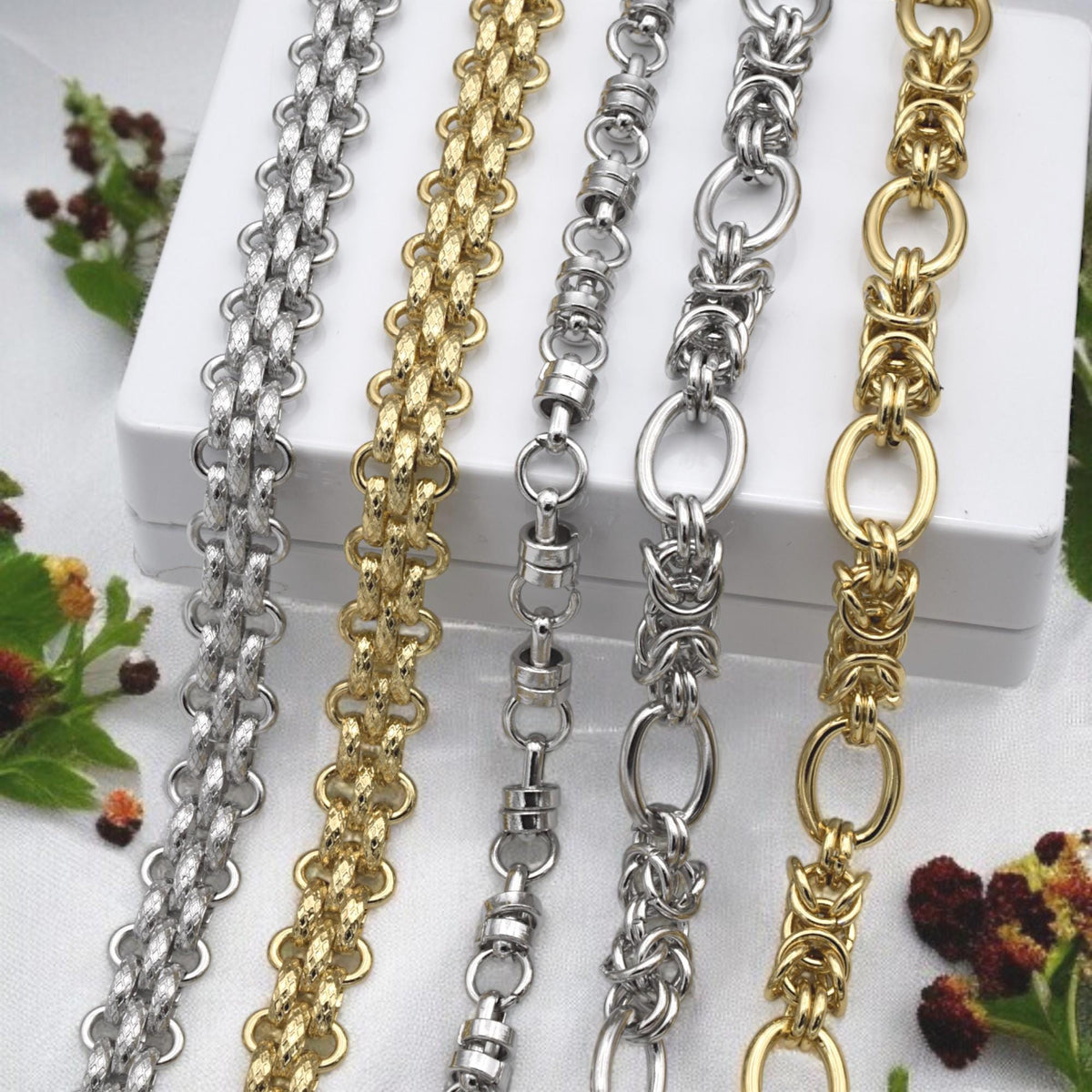 Gold And Silver Oval Link Chain, Textured Stainless Steel (Heavy Duty Links, Gold Finishing, Sold By Yard)