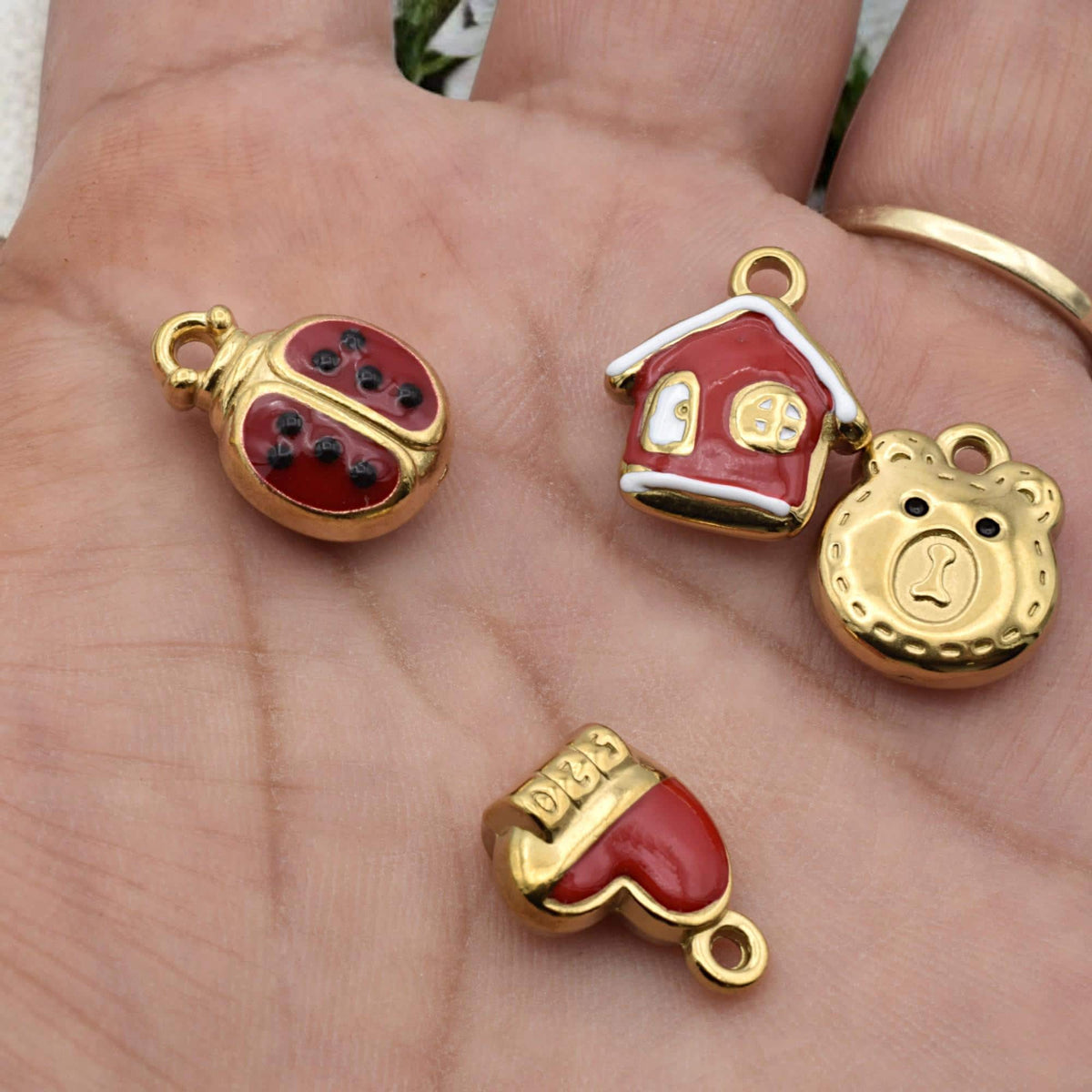 Red Enamel Charm Set: Colorful Kawaii Motifs for Crafting (6 or 12 Pieces, Gold Plated Stainless Steel, Kids Friendly)