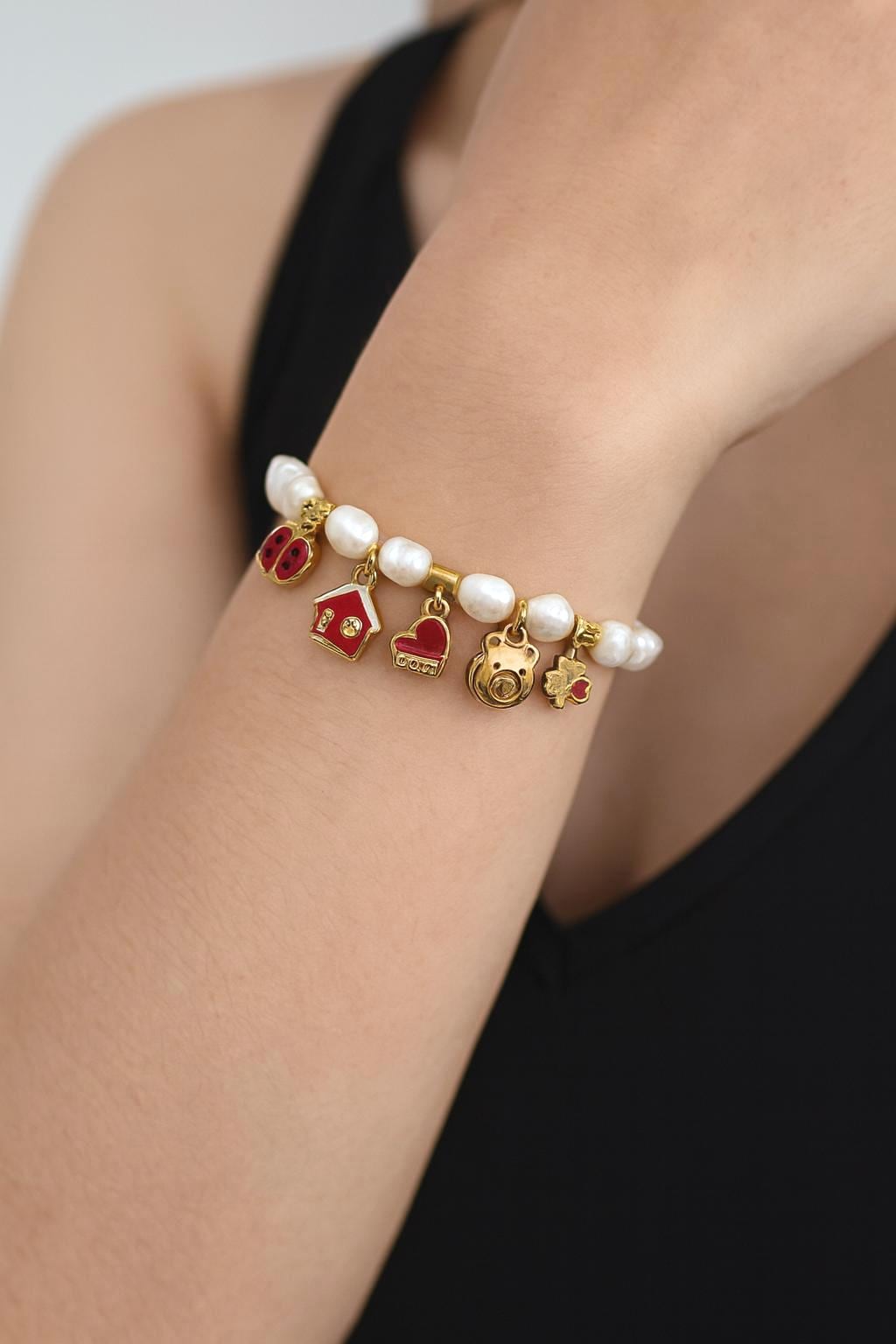 Red Enamel Charm Set: Colorful Kawaii Motifs for Crafting (6 or 12 Pieces, Gold Plated Stainless Steel, Kids Friendly)