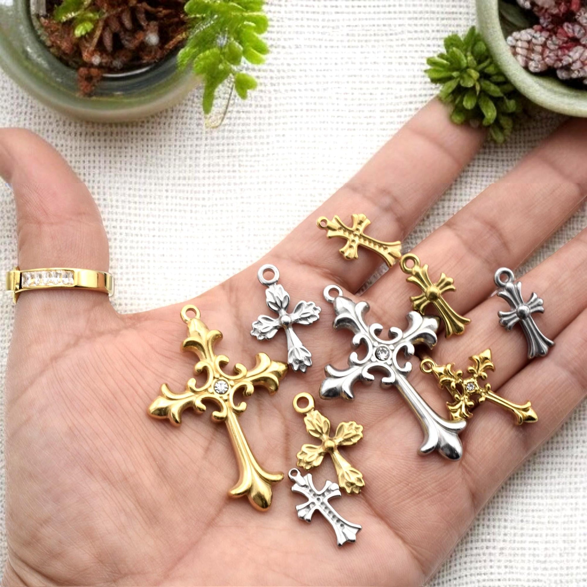 Ornate Cross Charms, Gold plated/Silver Stainless Steel Filigree Crucifix Pendants w/ Rhinestone, Faith Jewelry Findings 6...