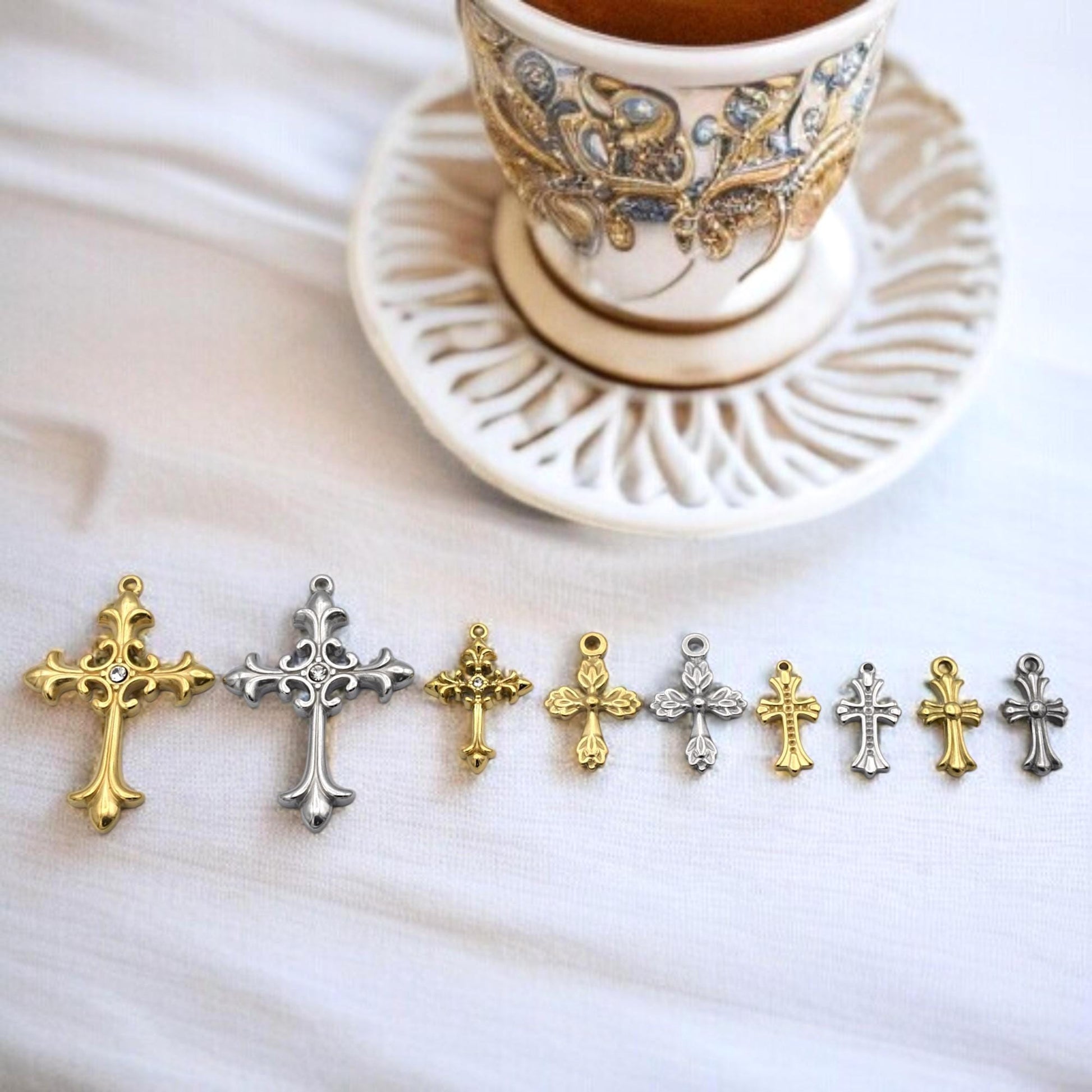 Ornate Cross Charms, Gold plated/Silver Stainless Steel Filigree Crucifix Pendants w/ Rhinestone, Faith Jewelry Findings 6...