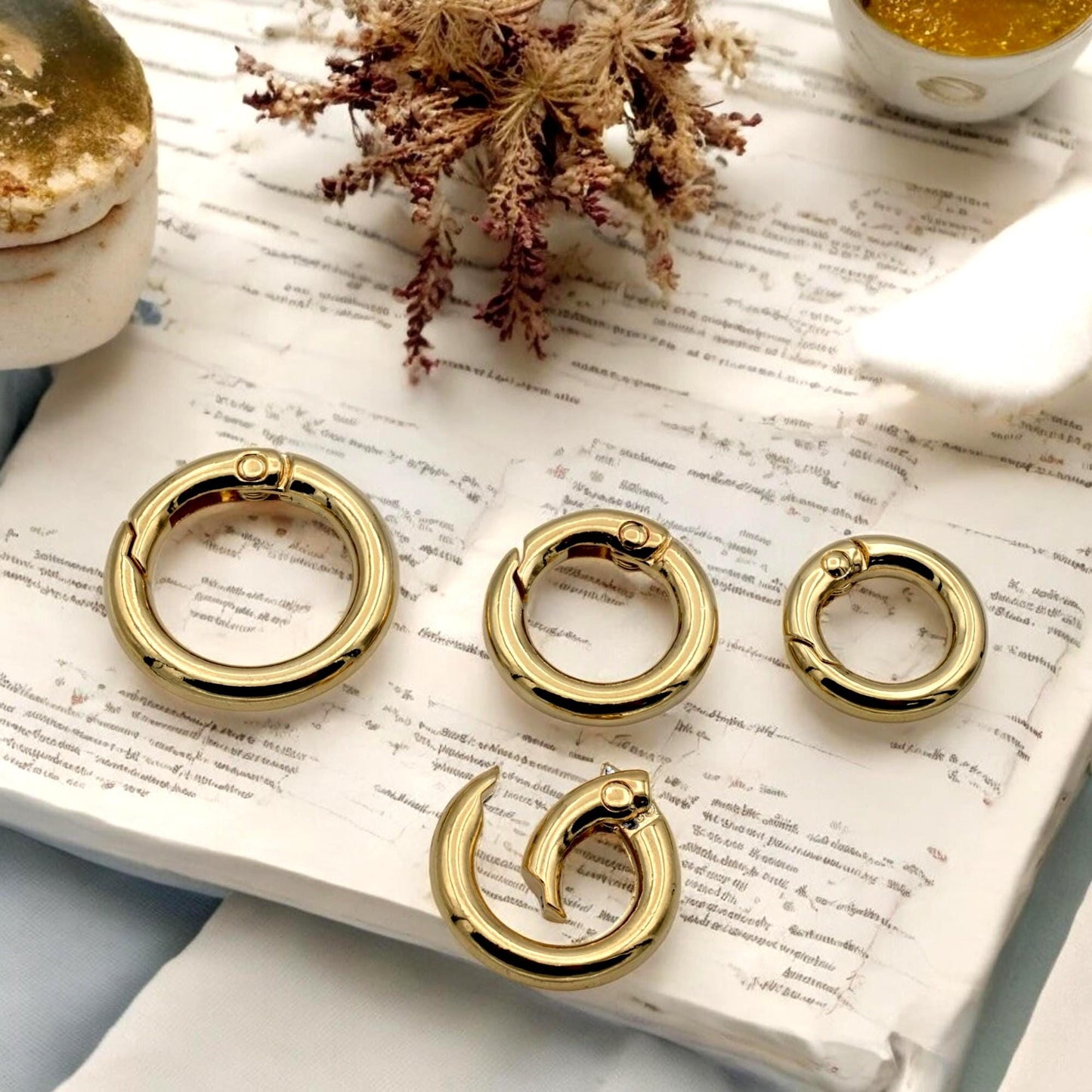 swivel round spring clasp 18k