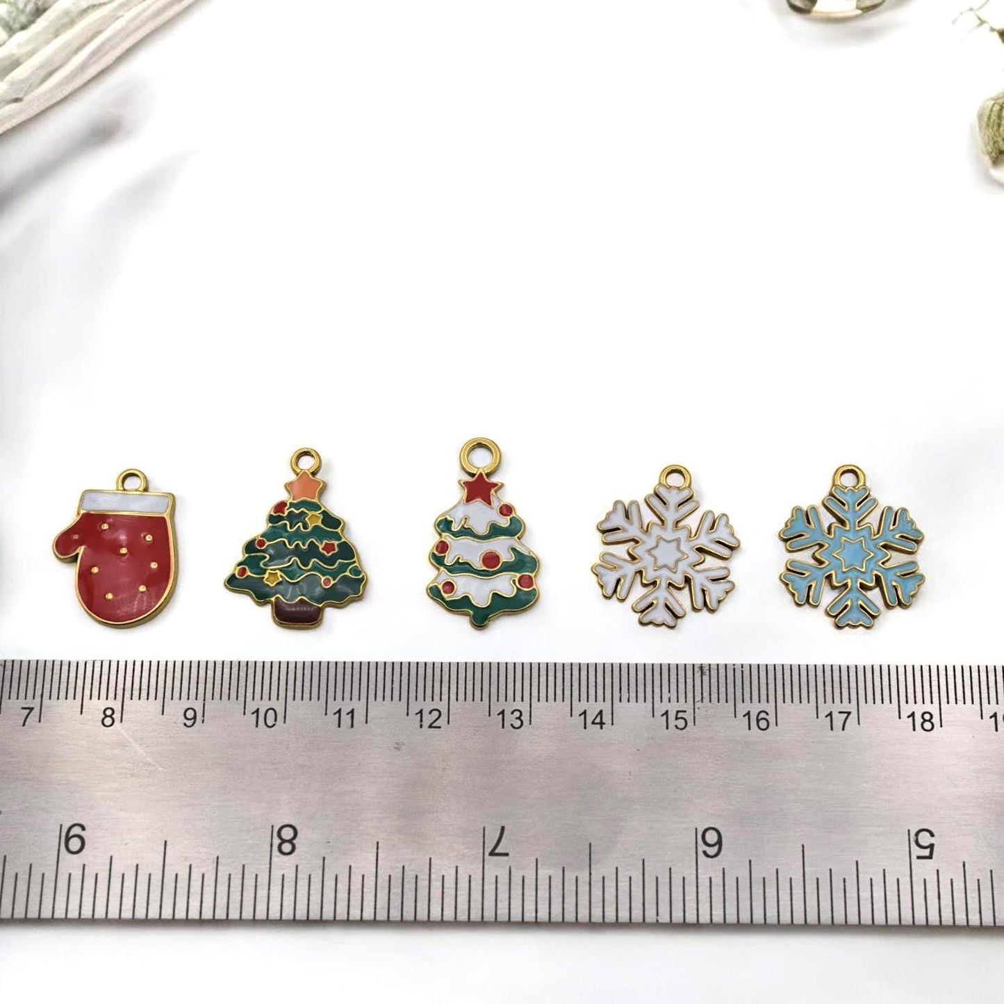Gold-tone stainless steel Christmas tree charm with green enamel, festive pendant for DIY crafts
