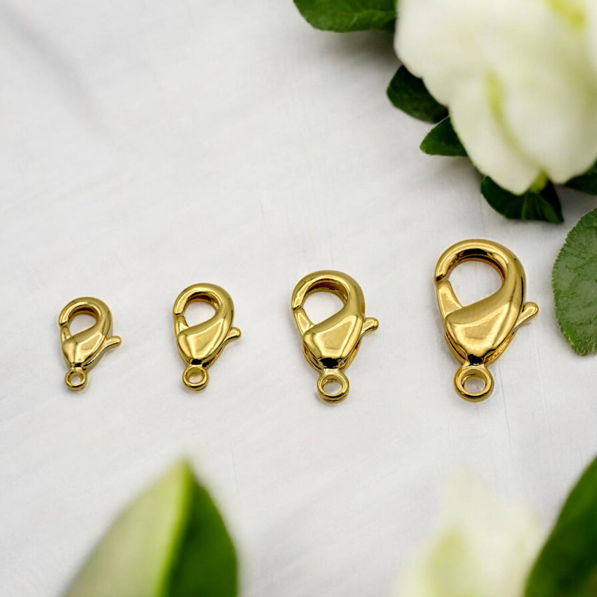 Bulk pack of 18K gold filled lobster clasps for DIY jewelry supplies