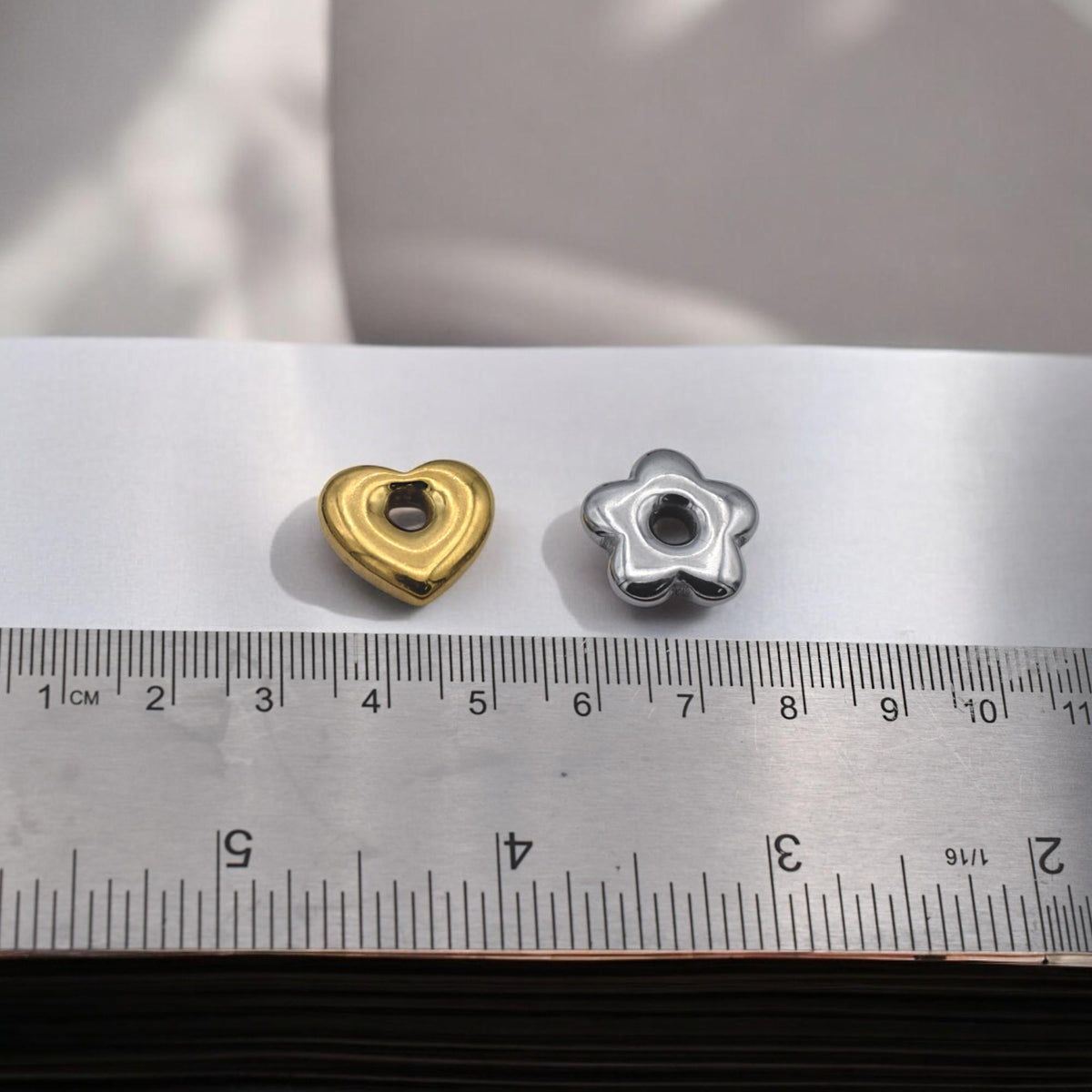 Stainless Steel Star Spacer Beads: Geometric Shapes in Gold & Silver (Large Hole, Hypoallergenic, Lead-Free, 18mm)