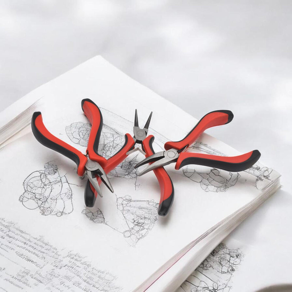 Economy Flat Nose Pliers Side Cutters: Pointed Precision Tips - Comfortable Grip, Lightweight Design for Jewelry Crafting