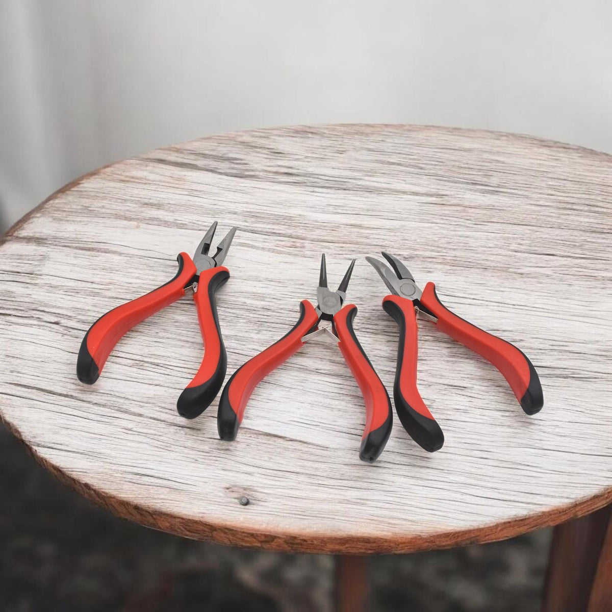 Economy Flat Nose Pliers Side Cutters: Pointed Precision Tips - Comfortable Grip, Lightweight Design for Jewelry Crafting