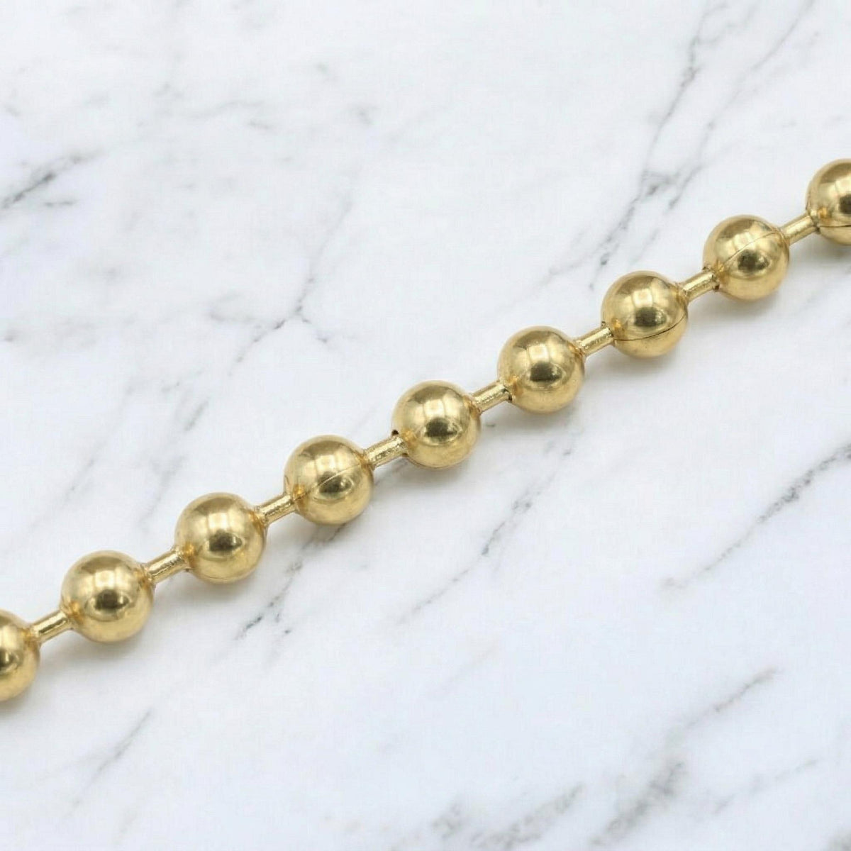 Gold Stainless Steel Ball Chain Twisted, Circle Link Jewelry Chain (4mm Width, Durable Gold Finish, Sold by Yard or Roll)
