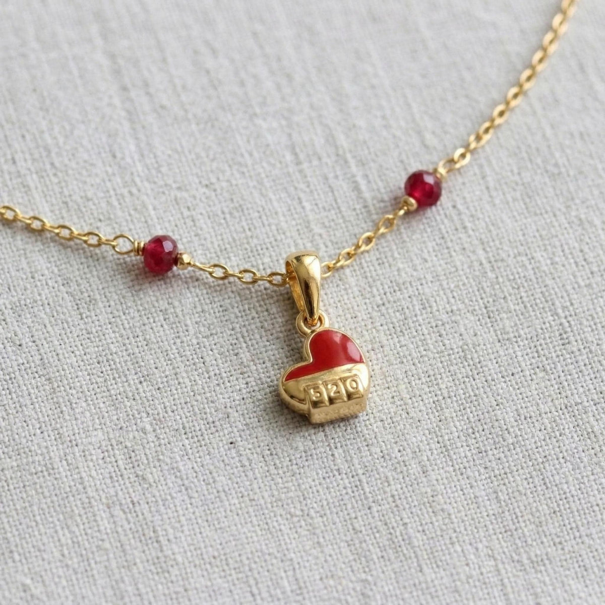 Red Enamel Charm Set: Colorful Kawaii Motifs for Crafting (6 or 12 Pieces, Gold Plated Stainless Steel, Kids Friendly)