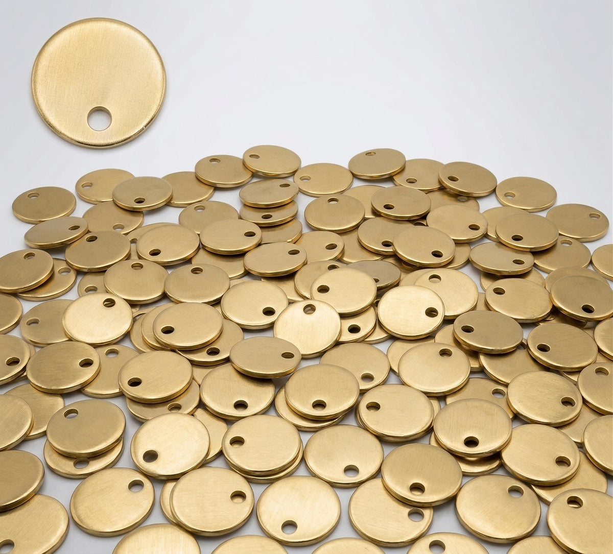 18K Gold Filled Alternative Name Tag Round: Tarnish-Resistant Discs - 8mm, 1mm Hole, Jewelry Craft Supplies