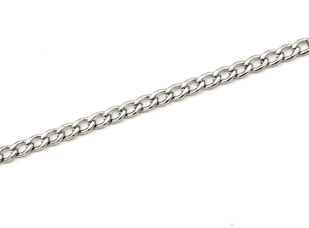 3mm stainless steel curb chain neatly wound on a professional jewelry supply